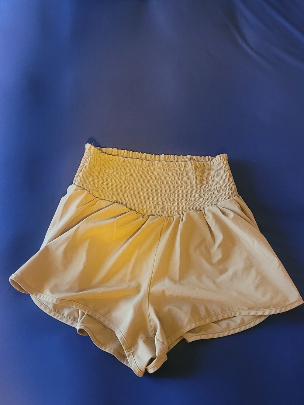 Ruched Waist Tan Shorts Size Small